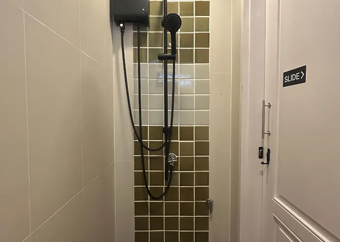Entire 2br 2ba Chinatown - Songwat *