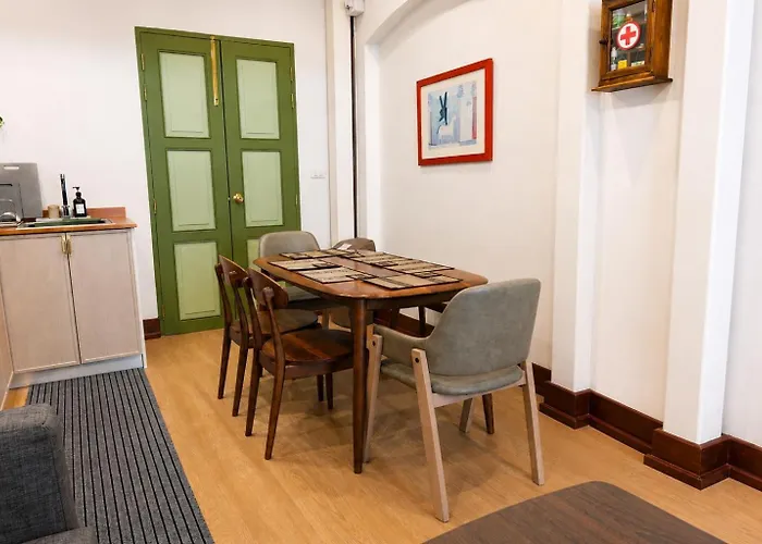 Entire 2br 2ba Chinatown - Songwat Apartamento